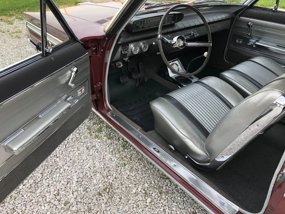 1962 Oldsmobile F-85 & Jetfire - Image 17 of 21
