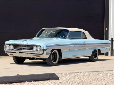 1962 Oldsmobile Starfire Convertible