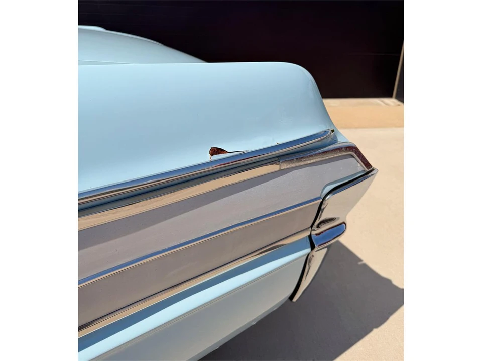 1962 Oldsmobile Starfire - Image 20 of 31
