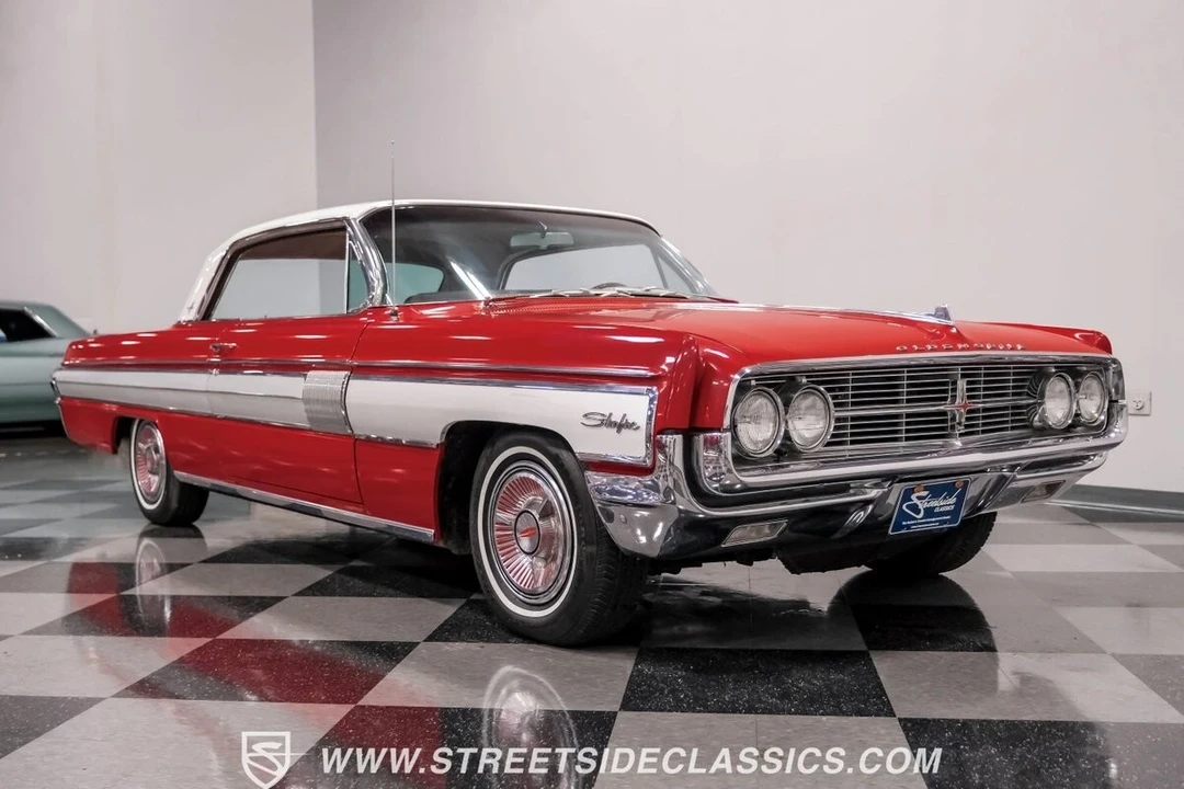 1962 Oldsmobile Starfire - Image 13 of 21