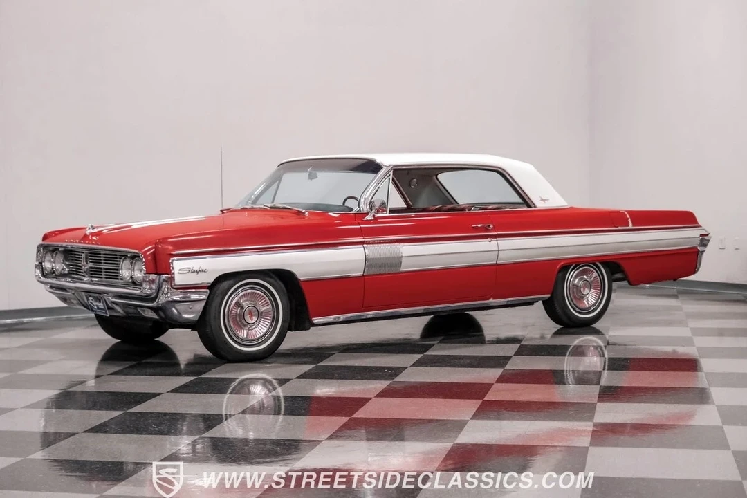 1962 Oldsmobile Starfire - Image 6 of 12