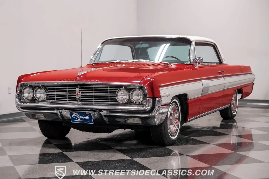 1962 Oldsmobile Starfire - Image 15 of 21