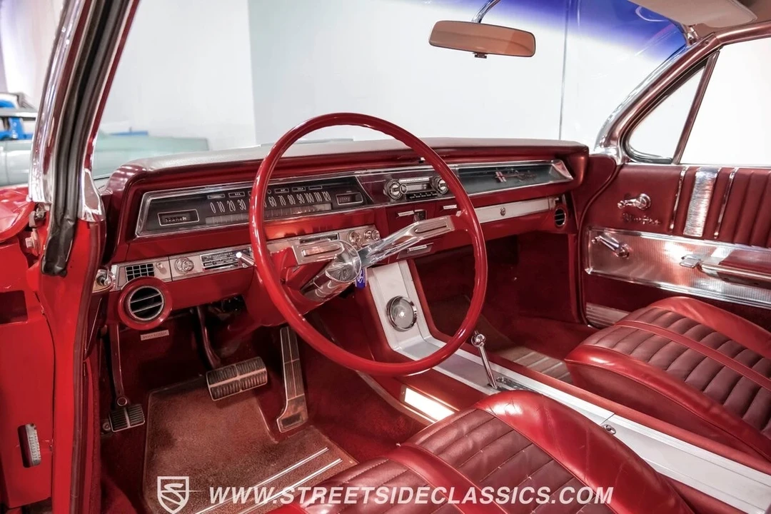1962 Oldsmobile Starfire - Image 5 of 12