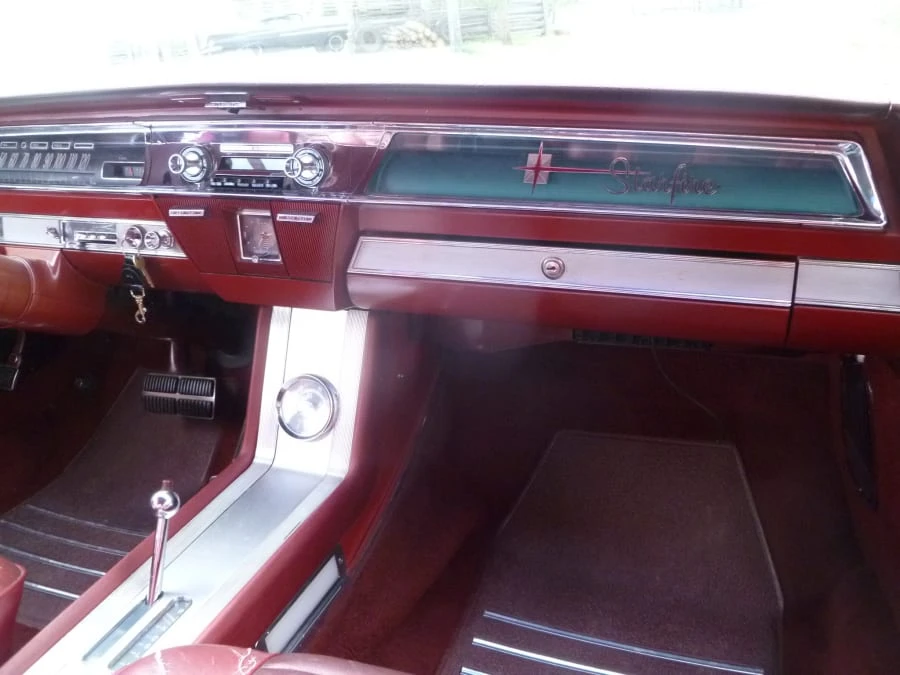 1962 Oldsmobile Starfire - Image 3 of 9