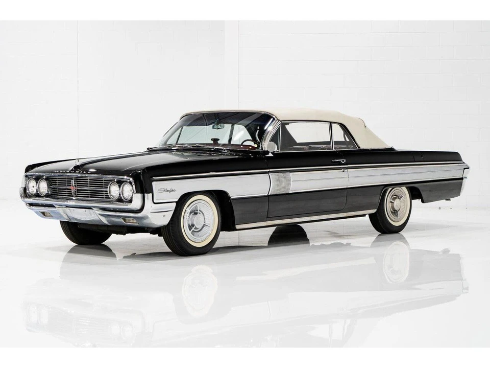 1962 Oldsmobile Starfire - Image 29 of 31
