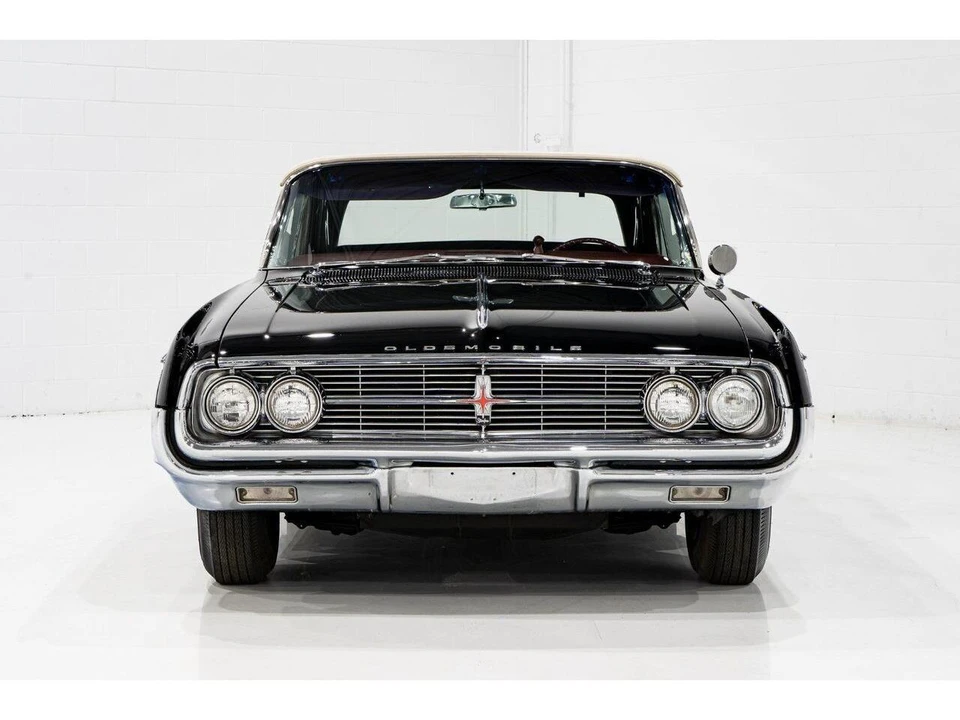 1962 Oldsmobile Starfire - Image 30 of 31