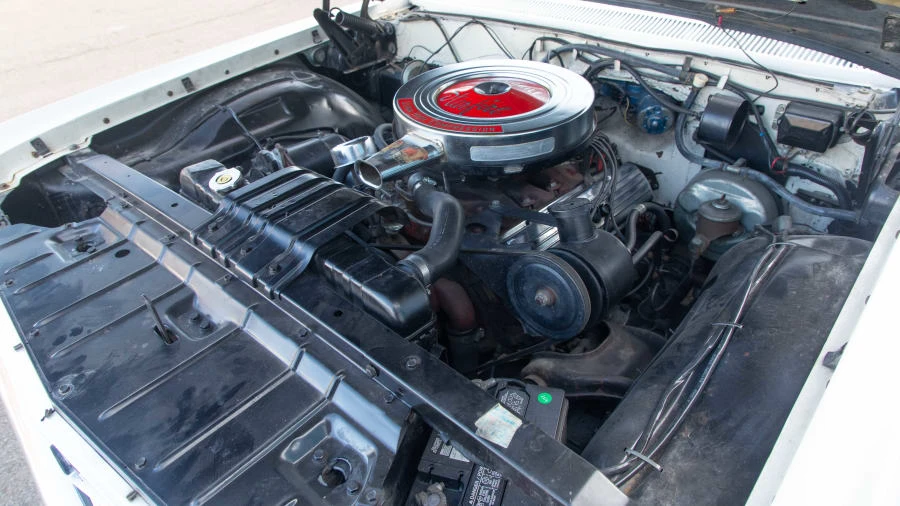 1962 Oldsmobile Starfire - Image 6 of 12