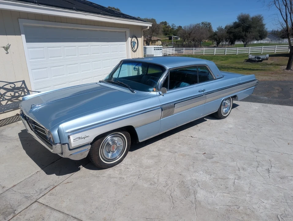 1962 Oldsmobile Starfire - Image 2 of 17