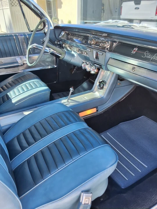 1962 Oldsmobile Starfire - Image 9 of 17