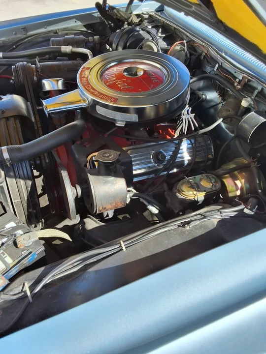 1962 Oldsmobile Starfire - Image 8 of 17