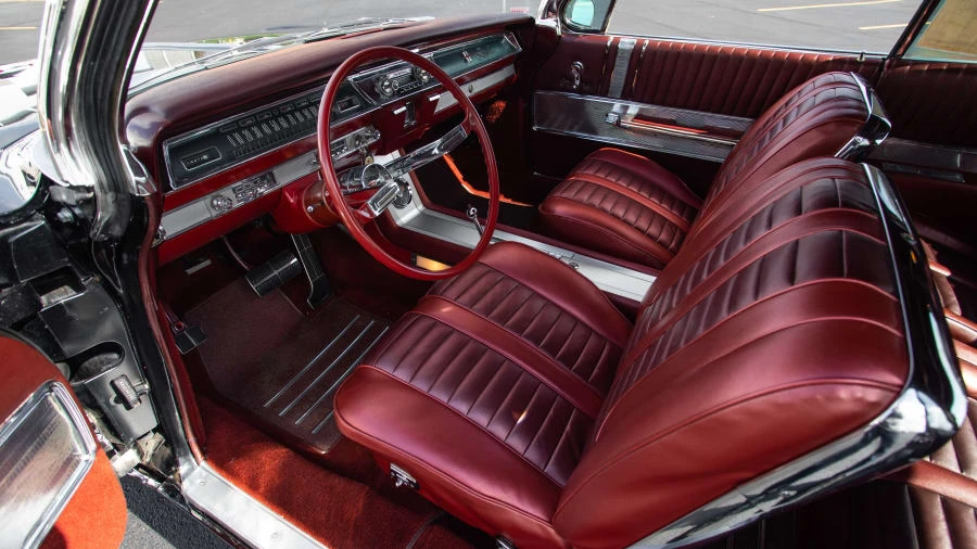 1962 Oldsmobile Starfire - Image 4 of 20