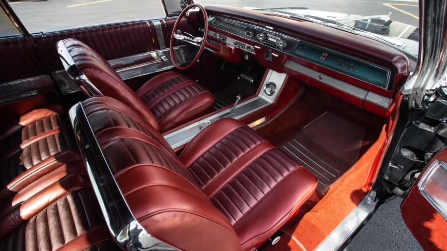 1962 Oldsmobile Starfire - Image 5 of 20