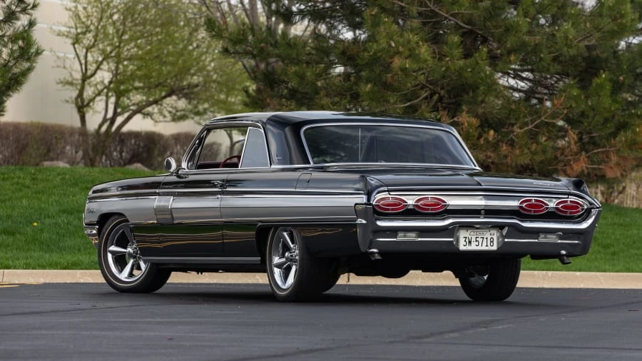 1962 Oldsmobile Starfire - Image 12 of 20