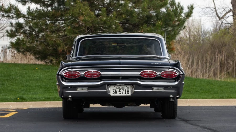 1962 Oldsmobile Starfire - Image 16 of 20