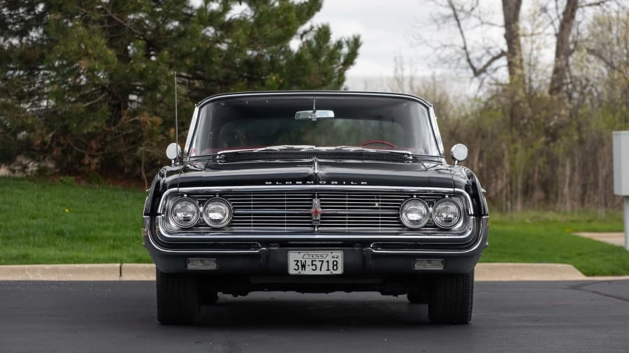 1962 Oldsmobile Starfire - Image 17 of 20