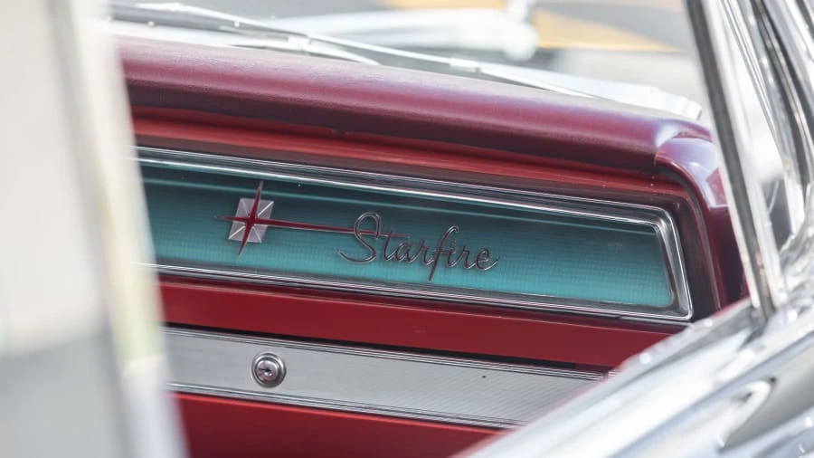 1962 Oldsmobile Starfire - Image 18 of 20