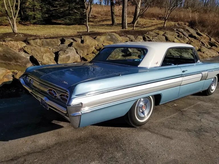 1962 Oldsmobile Starfire - Image 3 of 15