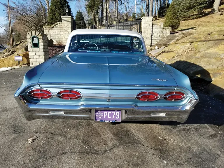 1962 Oldsmobile Starfire - Image 7 of 15