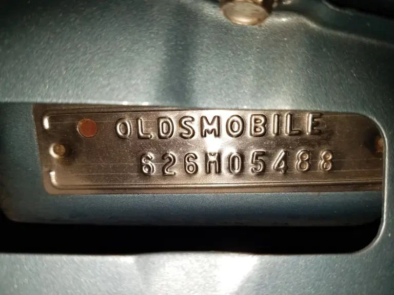 1962 Oldsmobile Starfire - Image 13 of 15