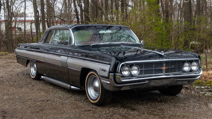 1962 Oldsmobile Starfire - Image 10 of 10
