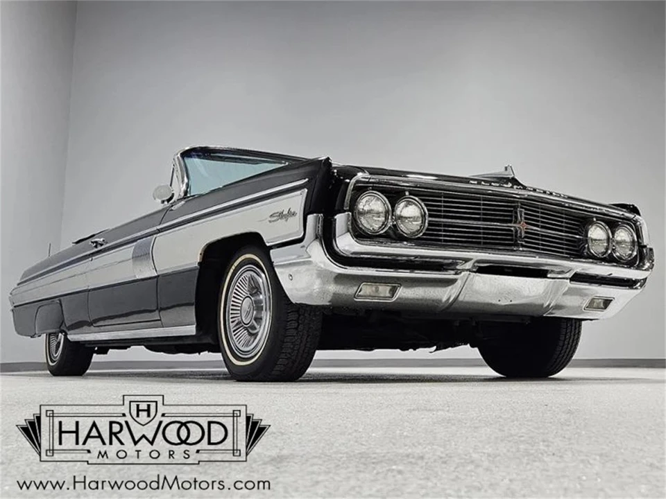 1962 Oldsmobile Starfire - Image 17 of 31