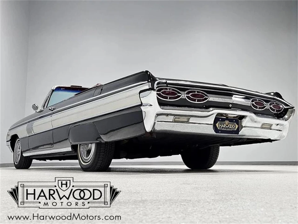 1962 Oldsmobile Starfire - Image 19 of 31