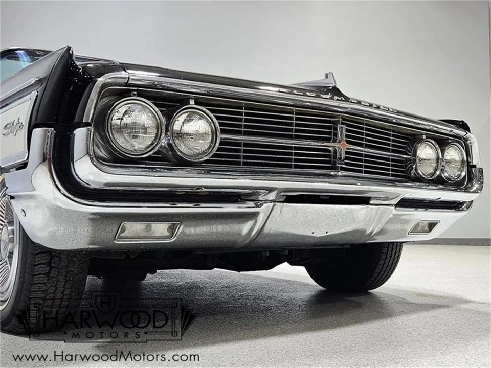 1962 Oldsmobile Starfire - Image 25 of 31