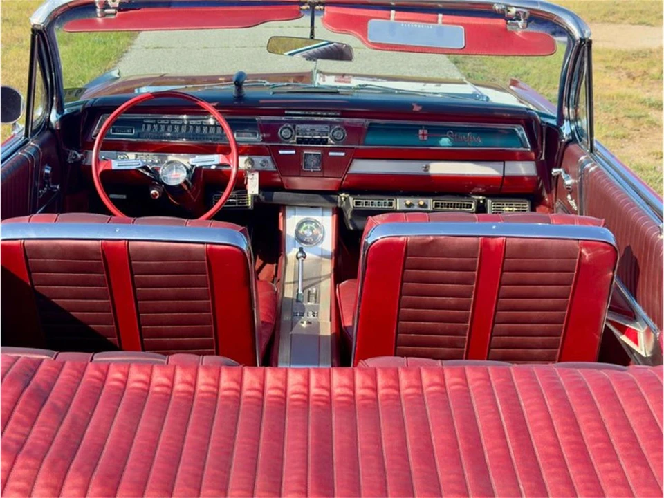 1962 Oldsmobile Starfire - Image 15 of 31