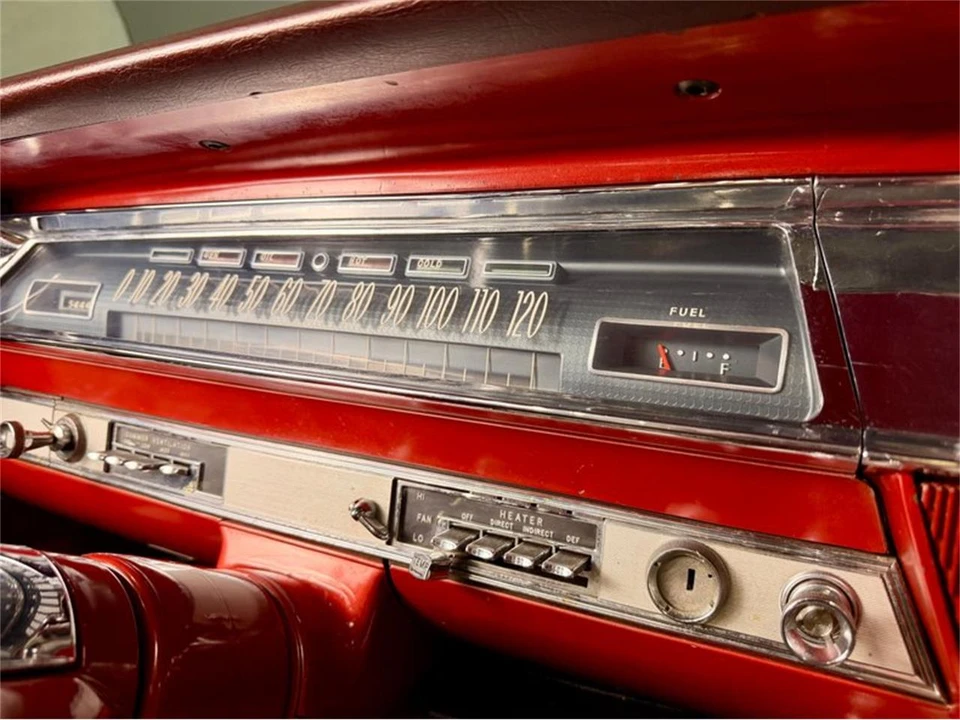 1962 Oldsmobile Starfire - Image 30 of 31
