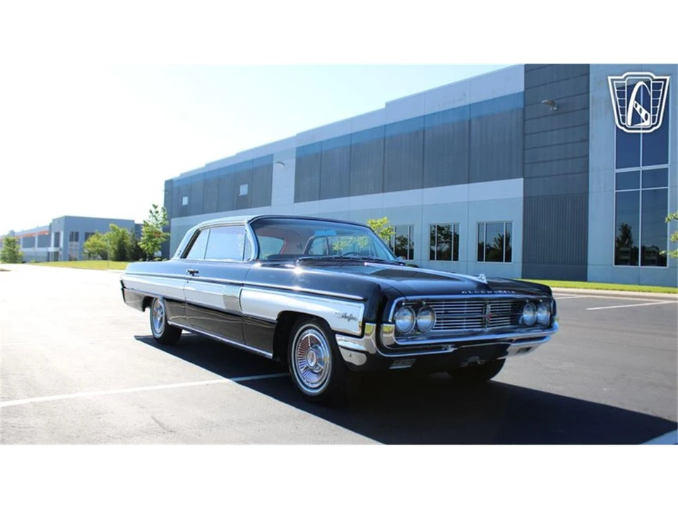 1962 Oldsmobile Starfire - Image 22 of 31