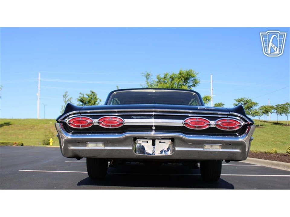 1962 Oldsmobile Starfire - Image 14 of 31