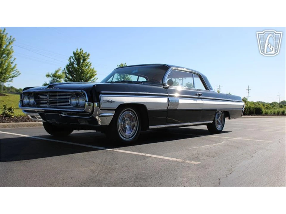 1962 Oldsmobile Starfire - Image 4 of 31