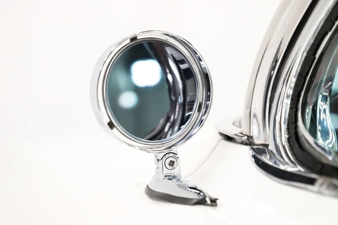 1962 Oldsmobile Starfire - Image 9 of 12