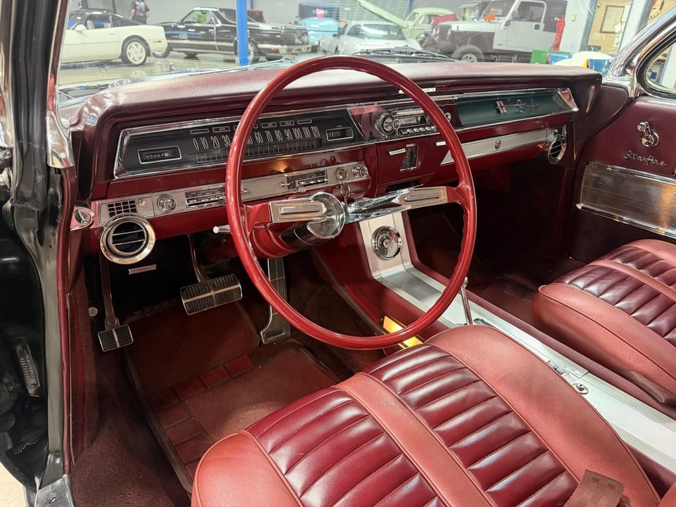 1962 Oldsmobile Starfire - Image 22 of 31