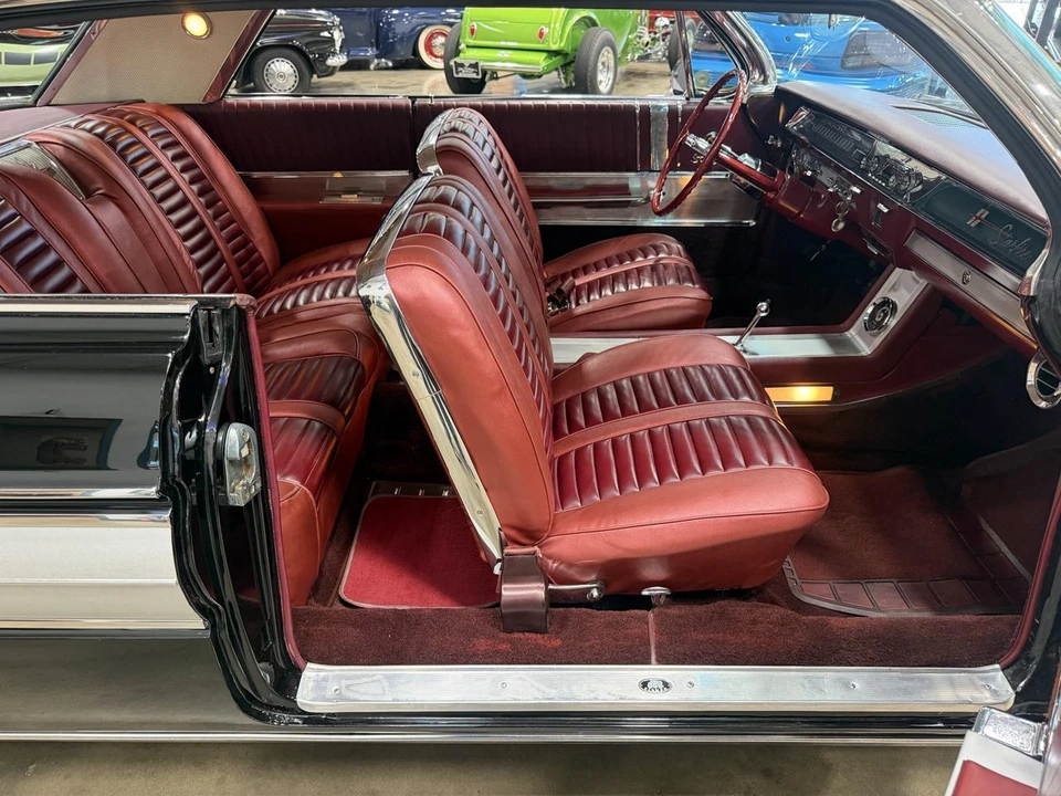 1962 Oldsmobile Starfire - Image 31 of 31