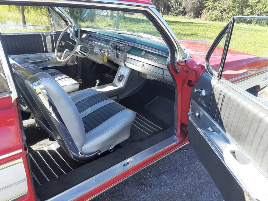 1962 Oldsmobile Starfire - Image 8 of 14