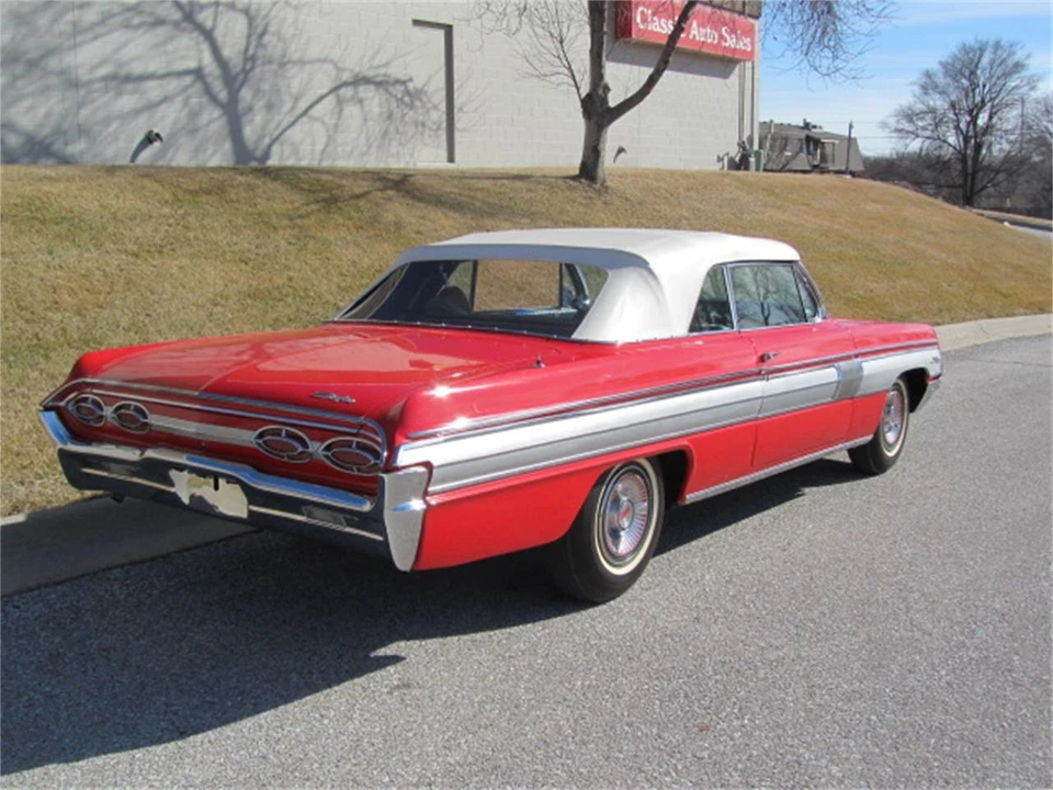 1962 Oldsmobile Starfire - Image 6 of 31