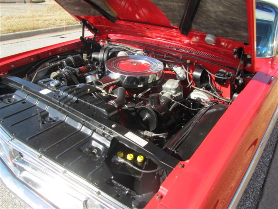 1962 Oldsmobile Starfire - Image 10 of 31