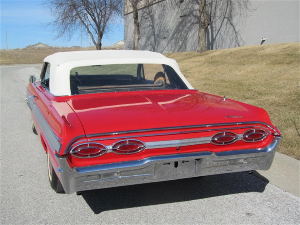 1962 Oldsmobile Starfire - Image 14 of 31