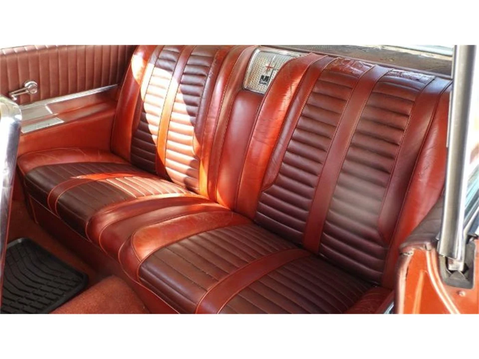 1962 Oldsmobile Starfire - Image 4 of 9