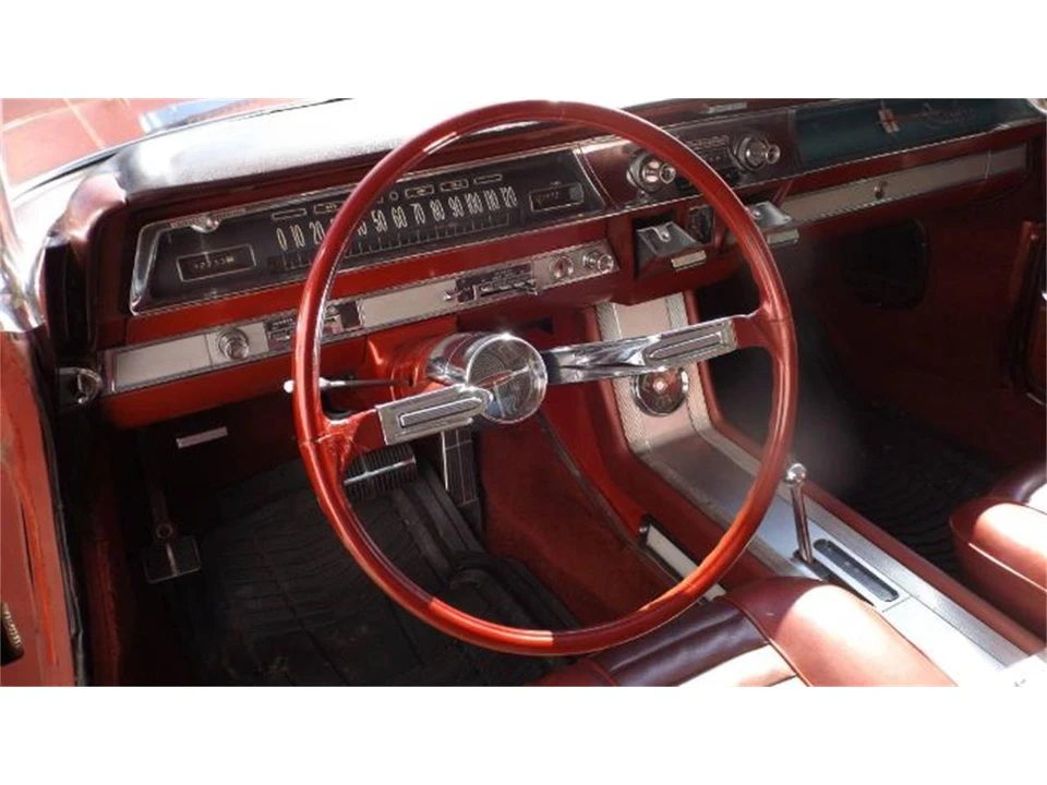 1962 Oldsmobile Starfire - Image 5 of 9