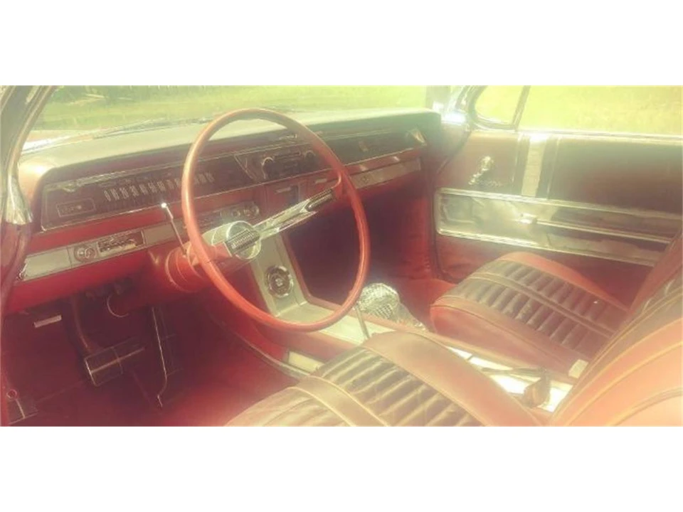 1962 Oldsmobile Starfire - Image 3 of 4