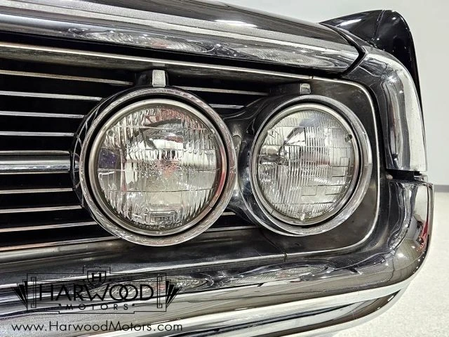 1962 Oldsmobile Starfire - Image 29 of 31