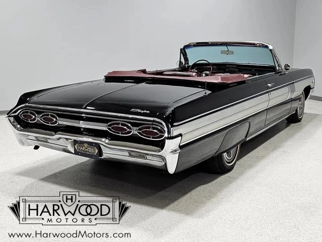 1962 Oldsmobile Starfire - Image 9 of 31