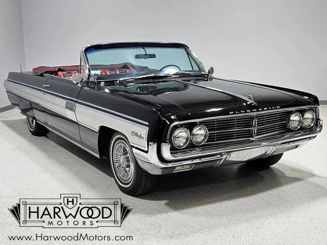 1962 Oldsmobile Starfire - Image 13 of 21