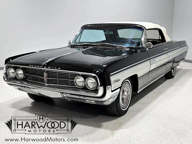 1962 Oldsmobile Starfire - Image 3 of 21