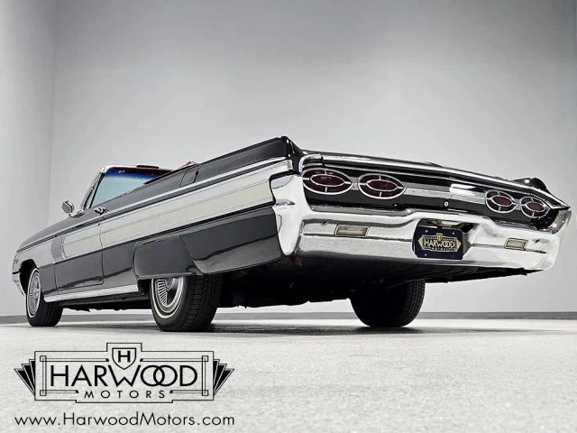 1962 Oldsmobile Starfire - Image 19 of 21