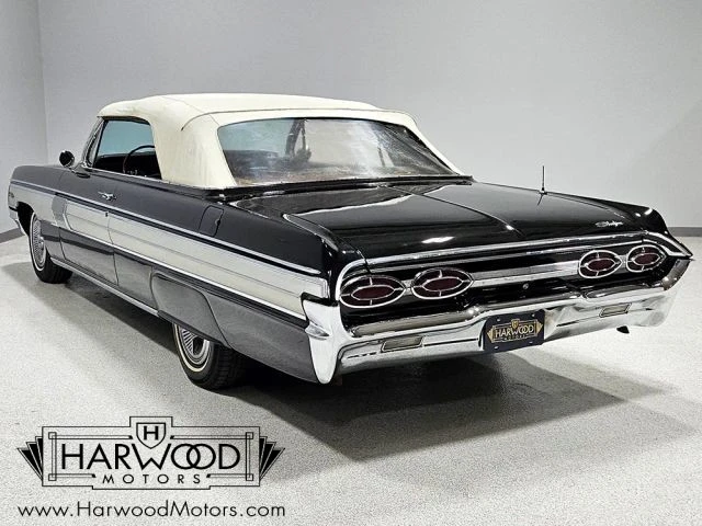 1962 Oldsmobile Starfire - Image 7 of 21