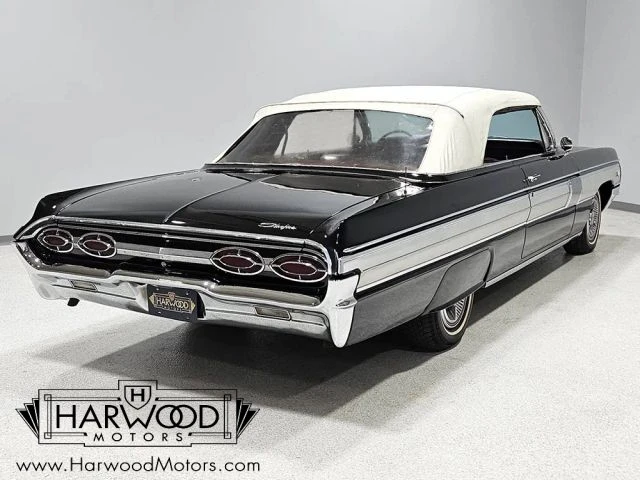 1962 Oldsmobile Starfire - Image 10 of 21