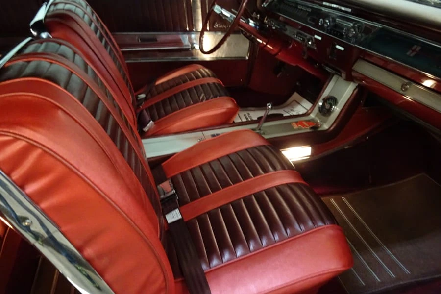 1962 Oldsmobile Starfire - Image 2 of 2